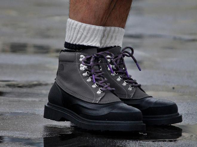 雪地靴、SUICOKE 和 Midorikawa 再造怪兽鞋球王会首页每周鞋报：UGG 和 YUEQI QI 带来牛仔风(图3)