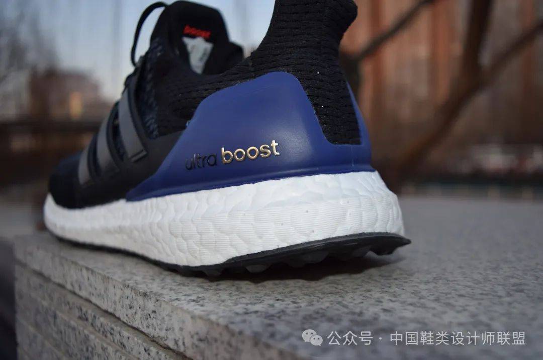 场的质量与科技竞争球王会体育跑鞋市(图1)