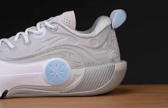 战篮球鞋 年度TOP榜单2025 XCin 实(图13) 战篮球鞋 年度TOP榜单2025 XCin 实(图13)